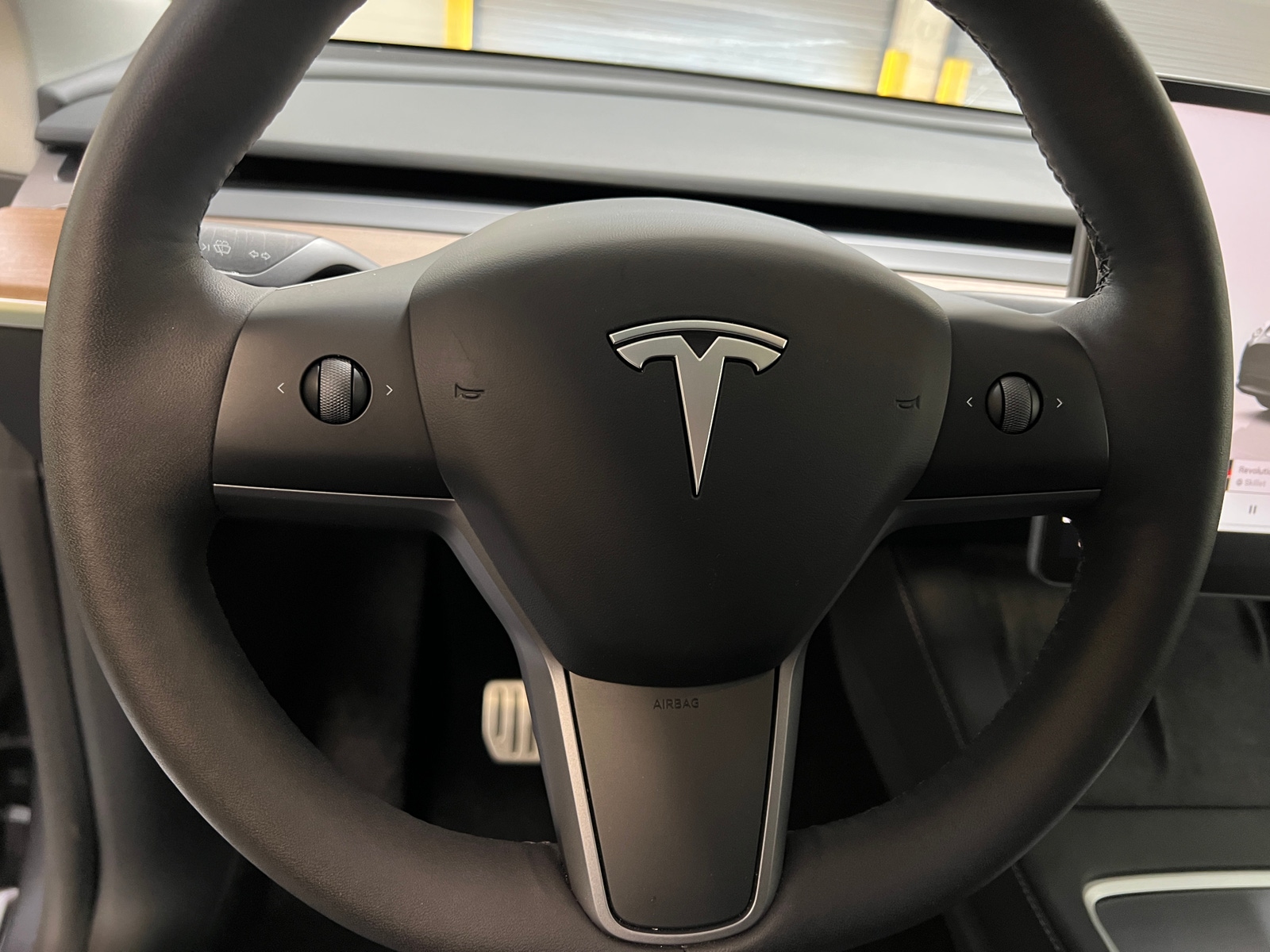 Thumbnail: 2023 Tesla Model Y - 3