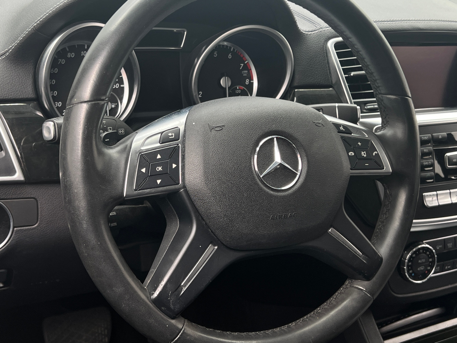 Thumbnail: 2016 Mercedes-Benz GL-Class - 5