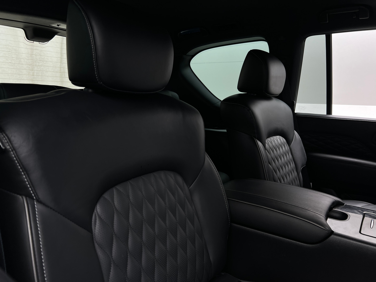 Thumbnail: 2022 INFINITI QX80 - 5