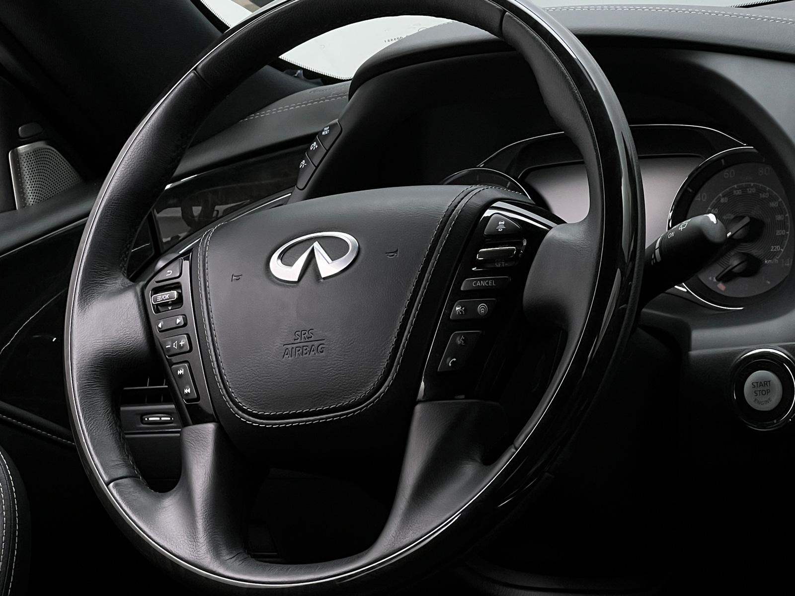 Thumbnail: 2022 INFINITI QX80 - 4