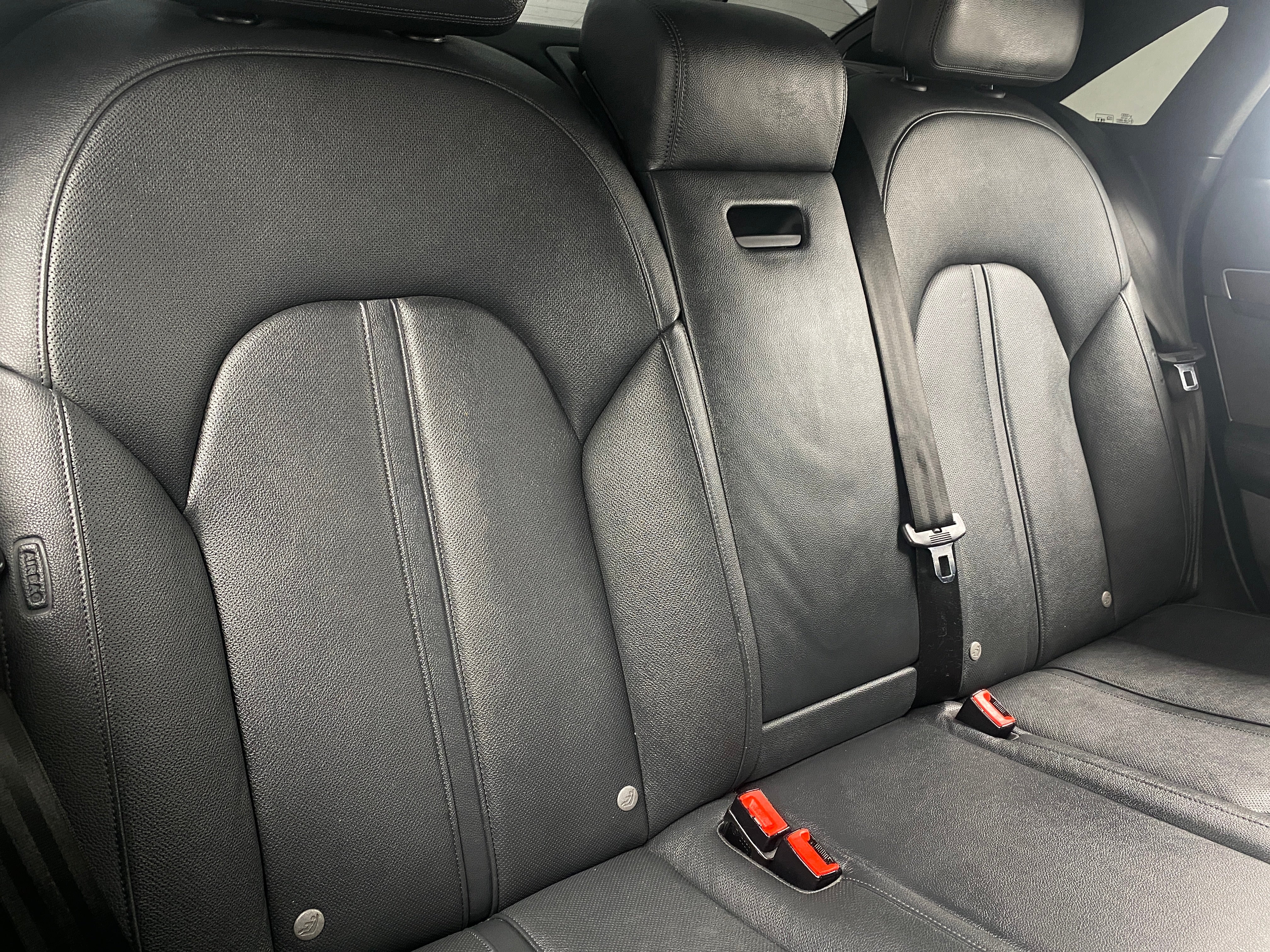 Thumbnail: 2016 Audi A8 - 6