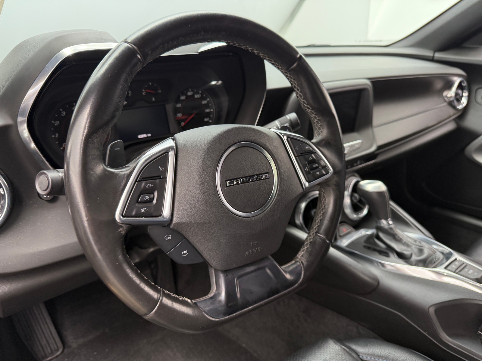 Thumbnail: 2019 Chevrolet Camaro - 4