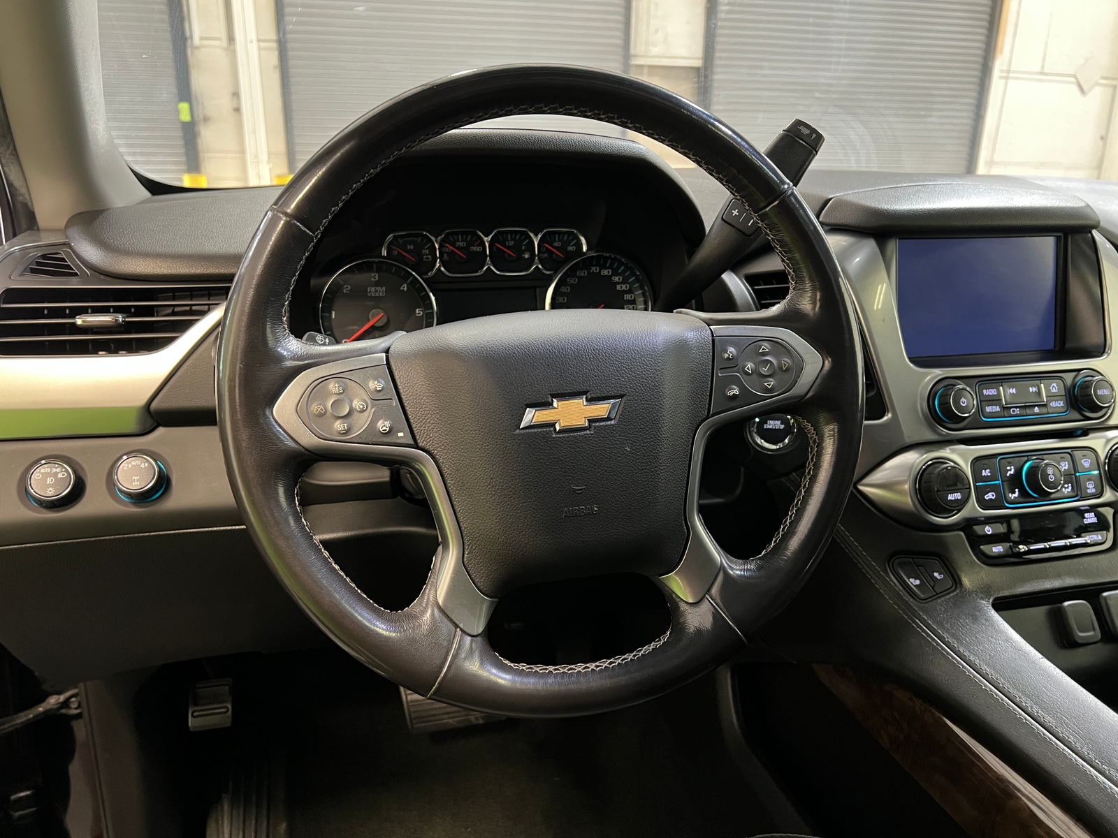 Thumbnail: 2018 Chevrolet Tahoe - 4