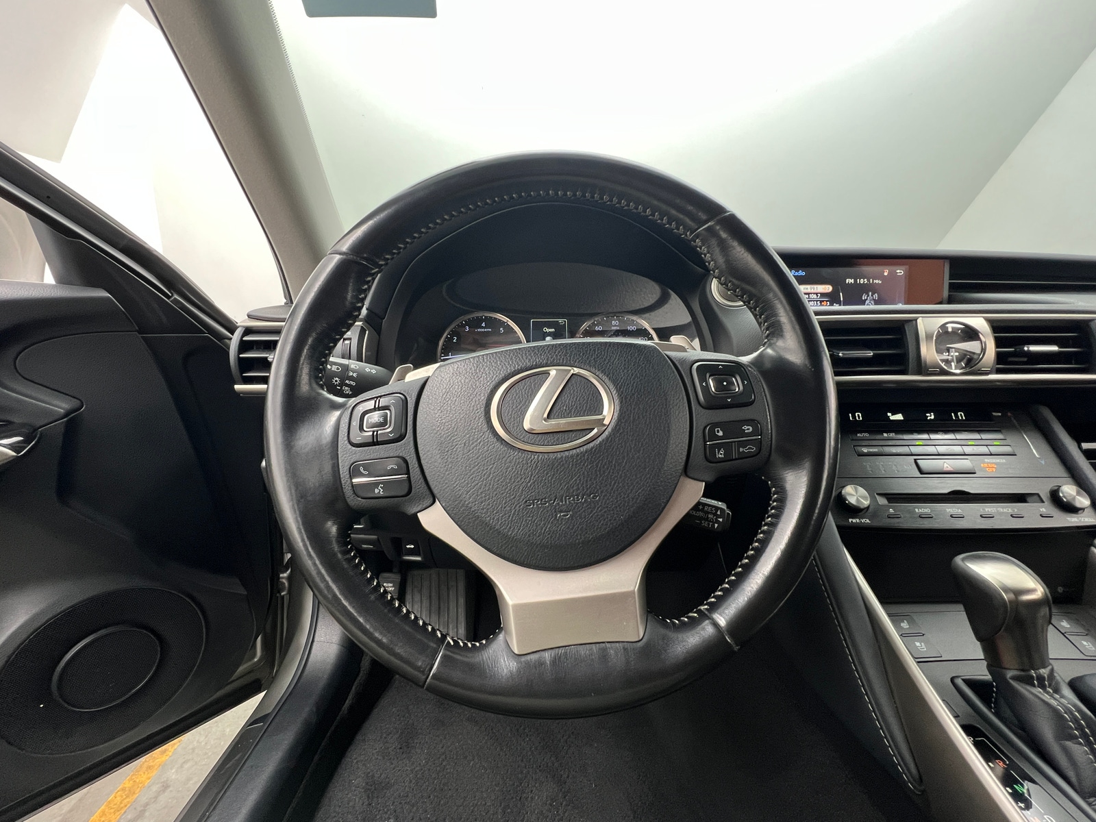 Thumbnail: 2018 Lexus IS - 4