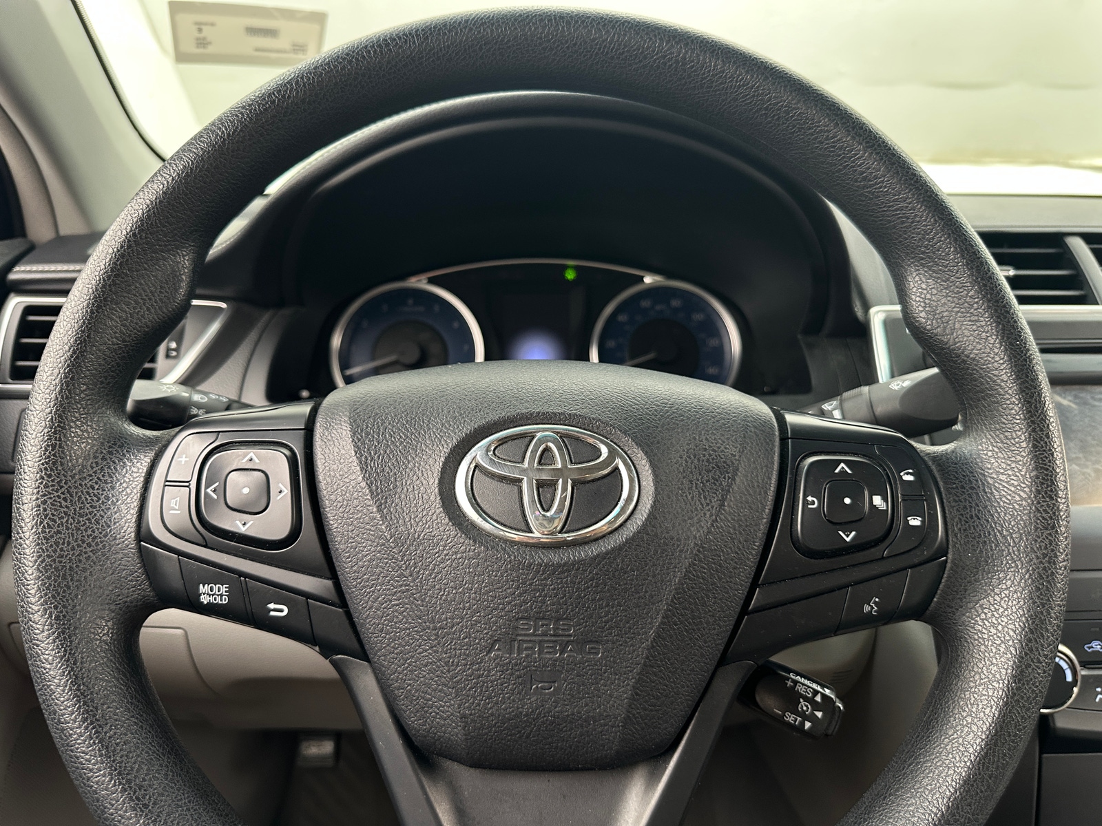 Thumbnail: 2016 Toyota Camry - 5