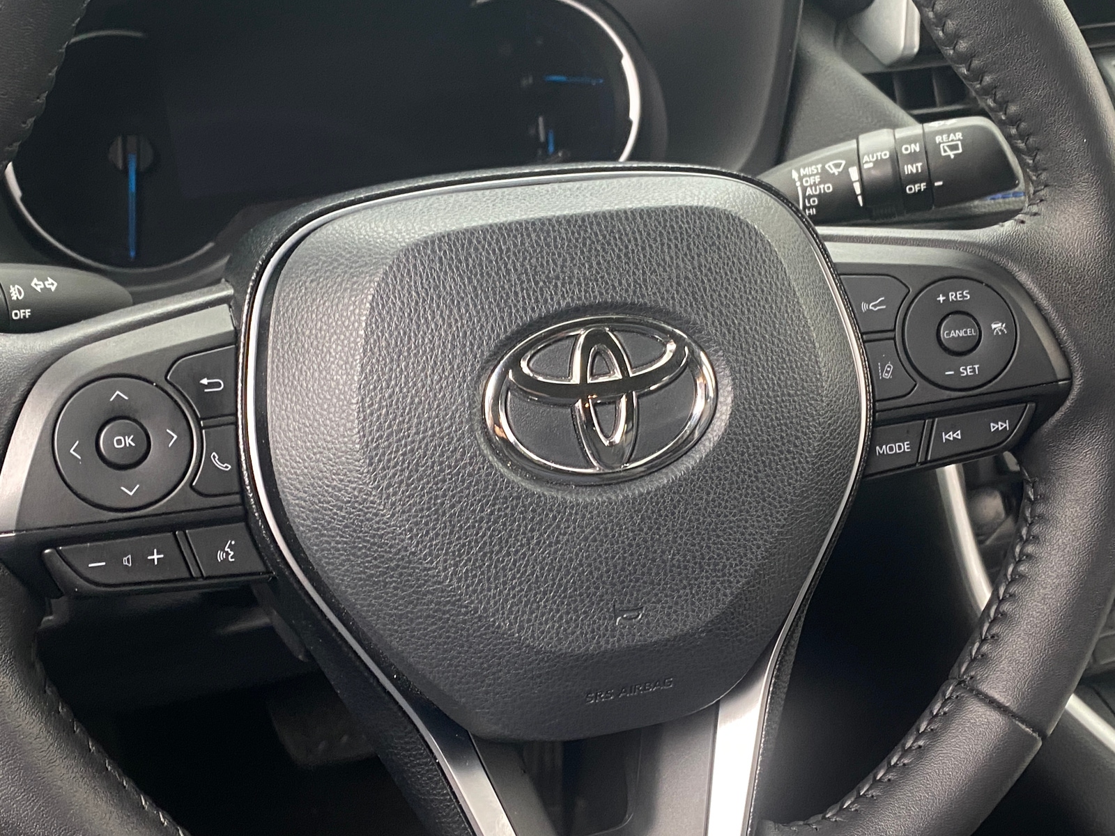 Thumbnail: 2021 Toyota RAV4 - 5