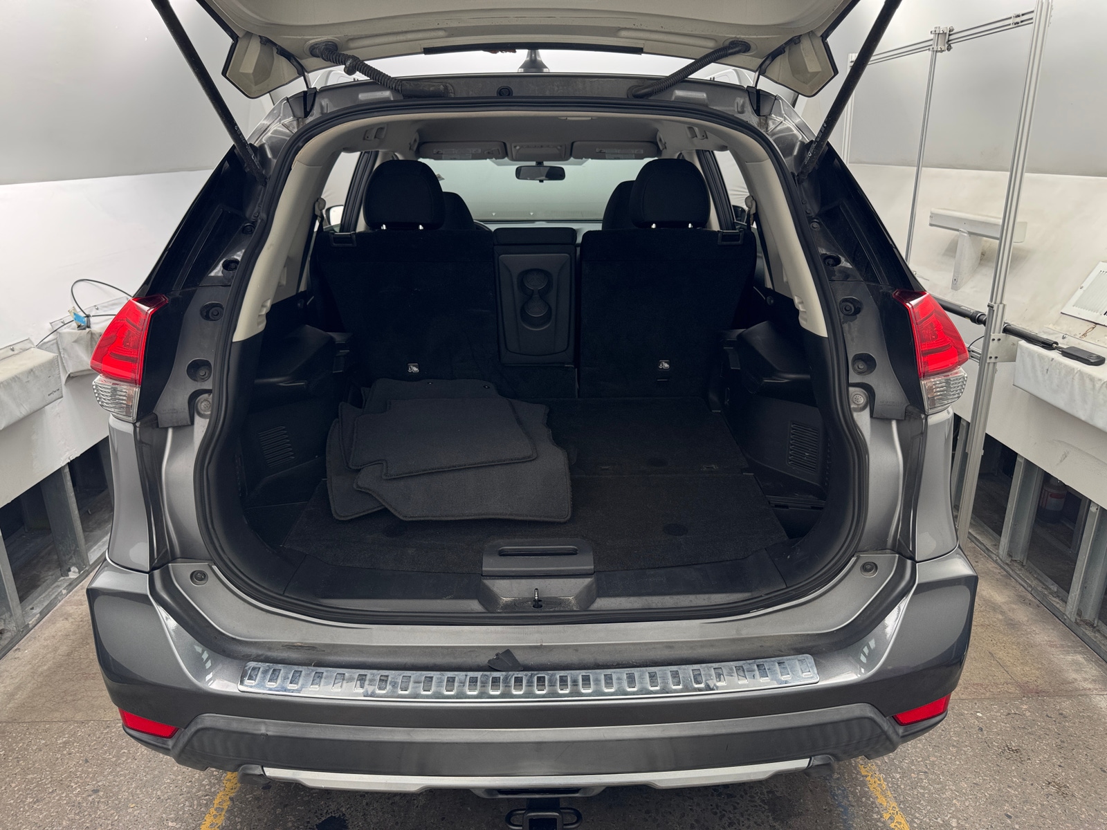 Thumbnail: 2017 Nissan Rogue - 7