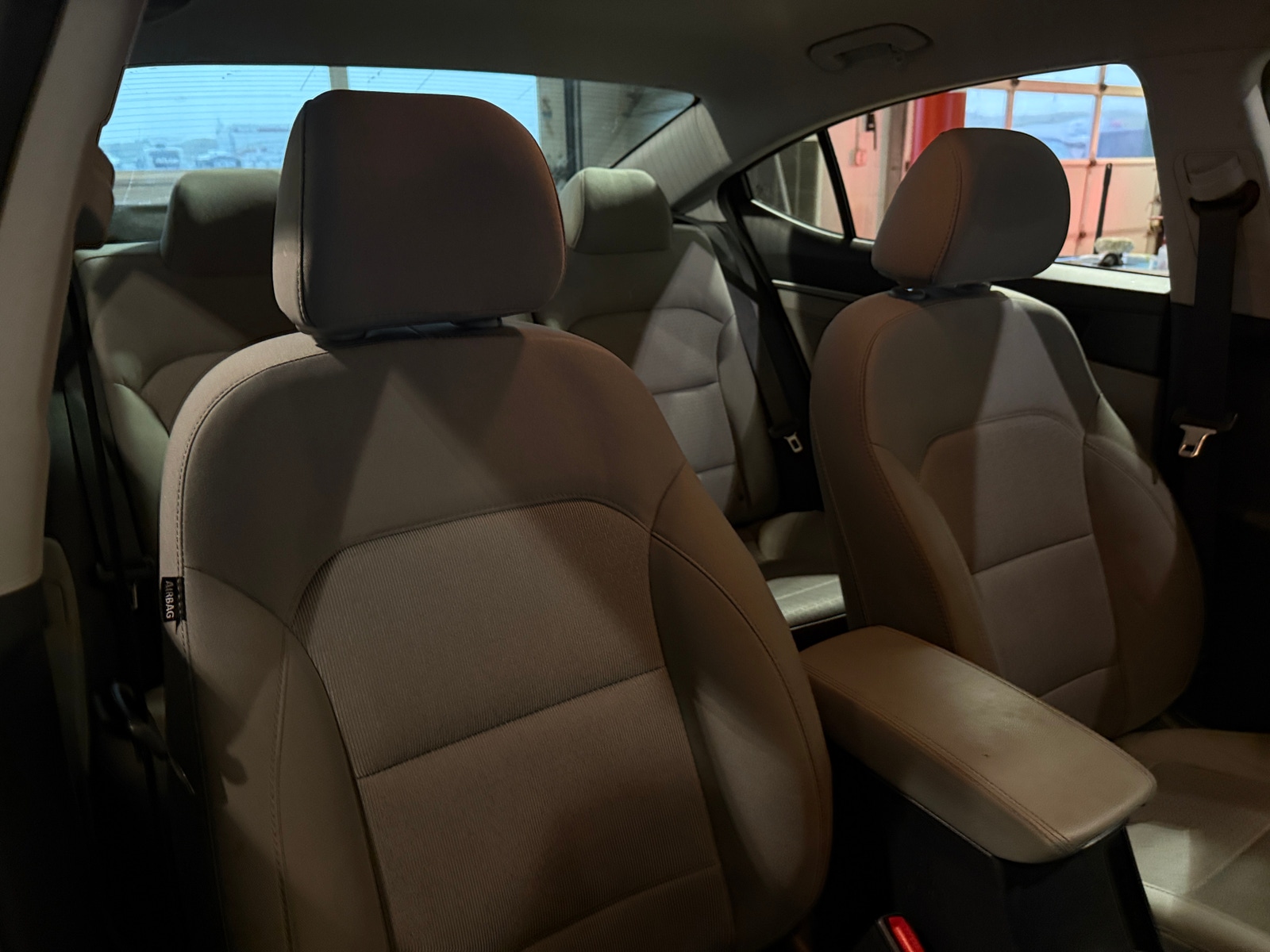 Thumbnail: 2017 Hyundai Elantra - 2