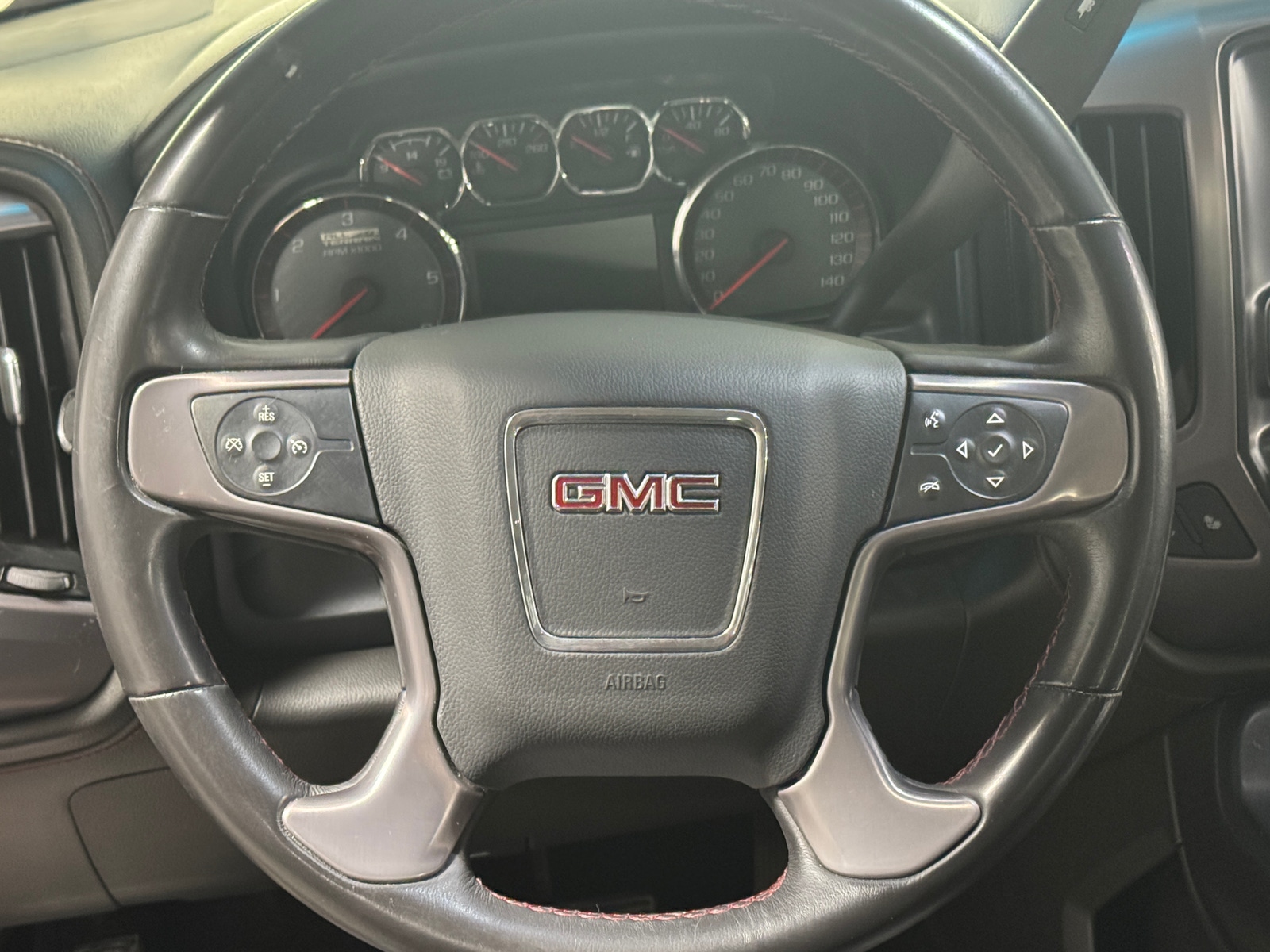 Thumbnail: 2016 GMC Sierra 1500 - 4