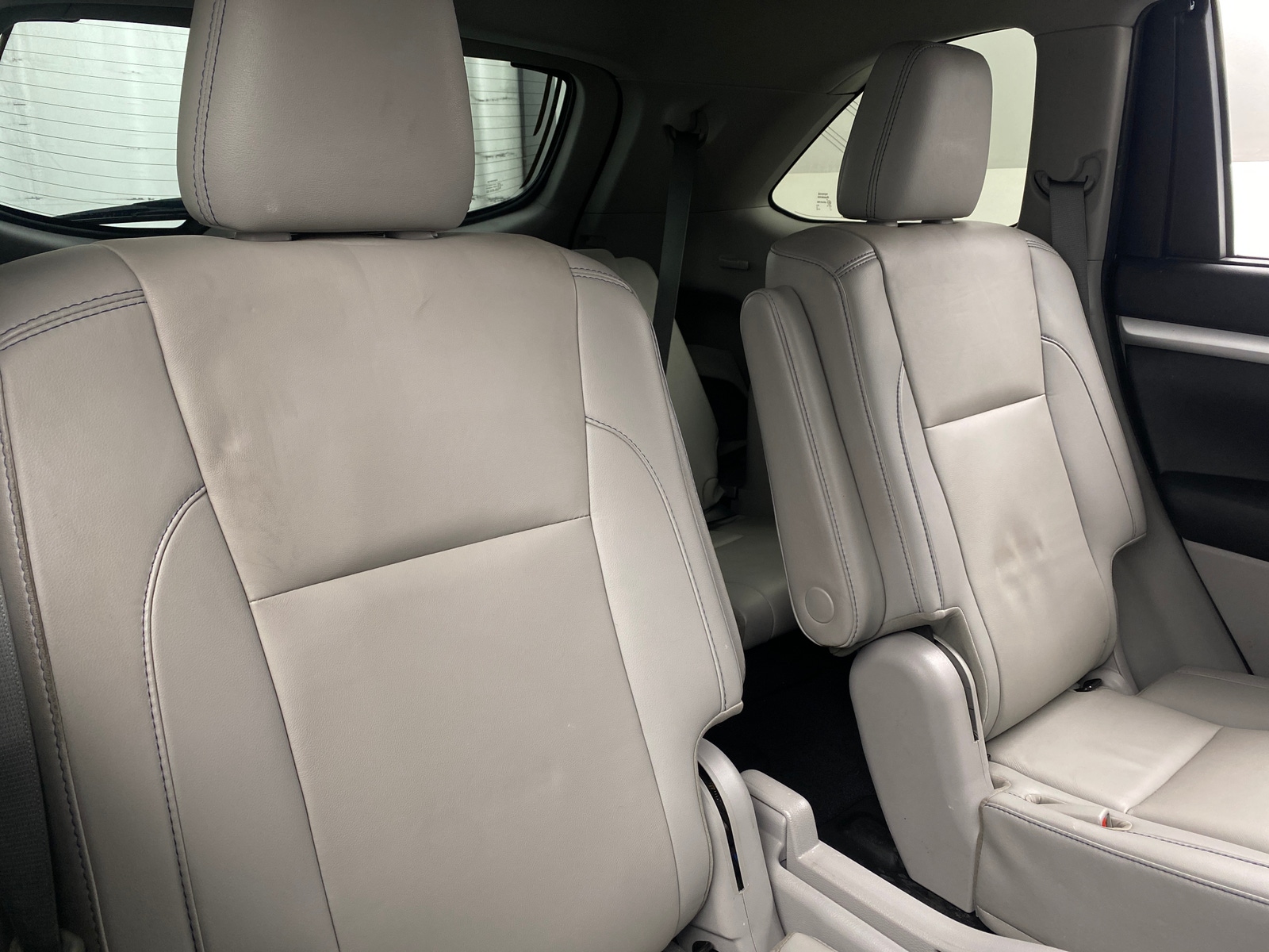 Thumbnail: 2019 Toyota Highlander - 5