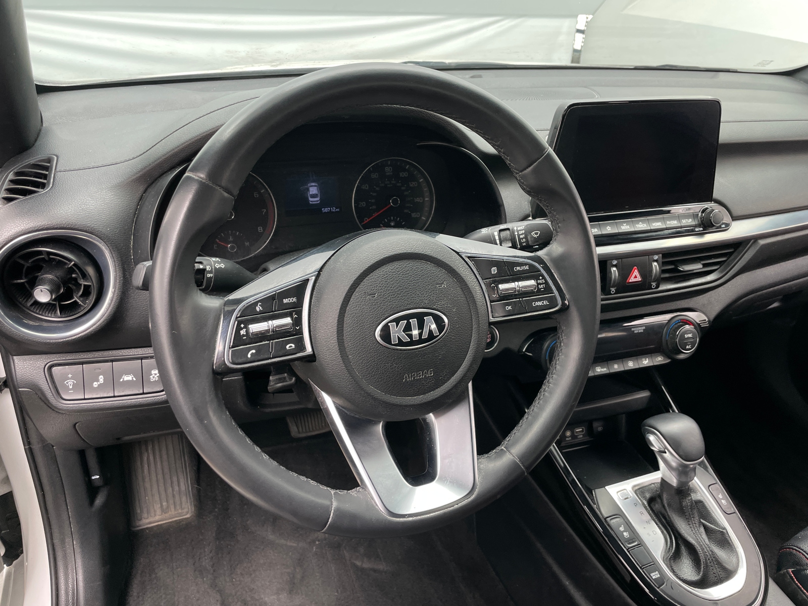 Thumbnail: 2019 Kia Forte - 4