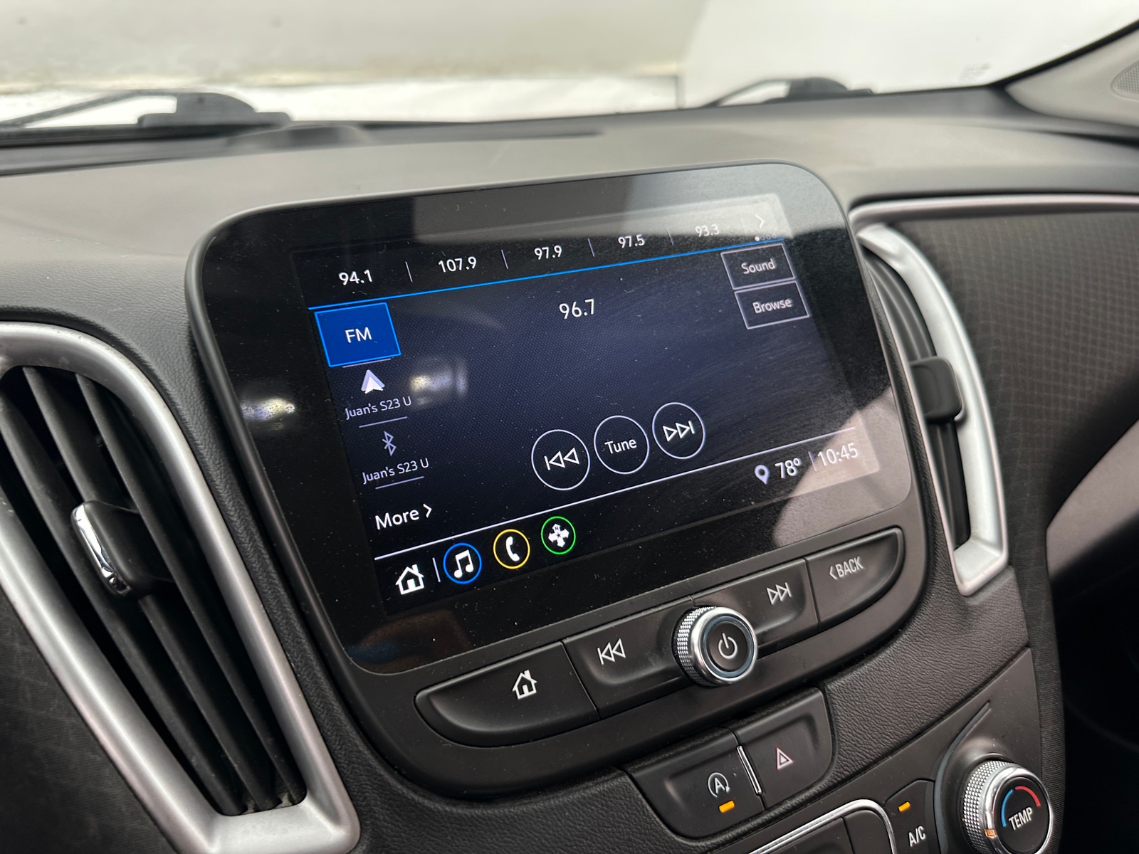 Thumbnail: 2021 Chevrolet Malibu - 4