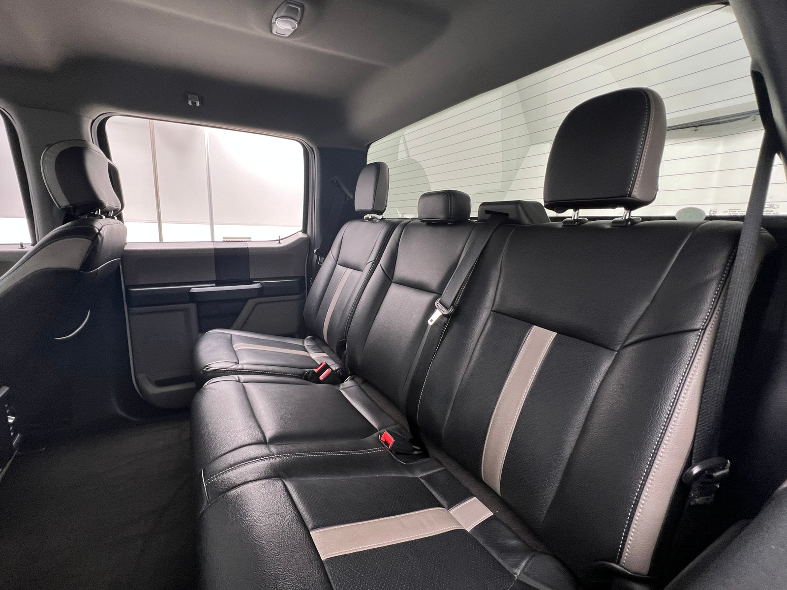 Thumbnail: 2020 Ford Econoline - 6
