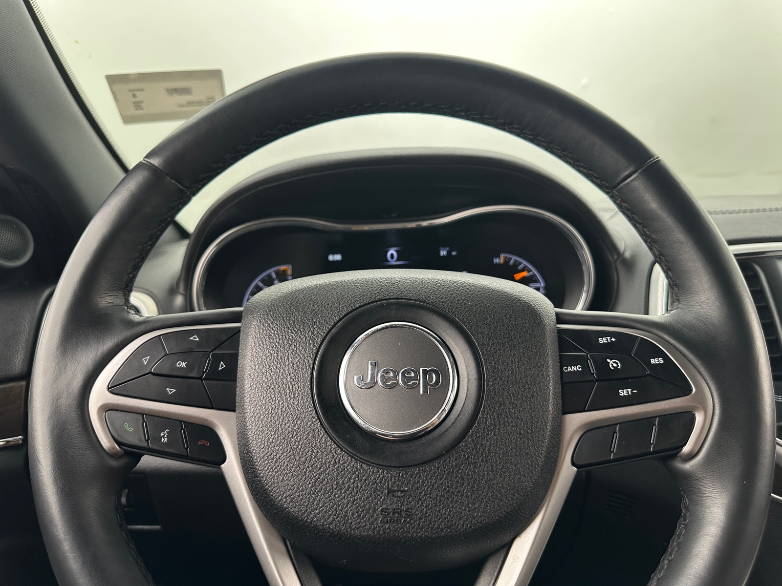 Thumbnail: 2018 Jeep Grand Cherokee - 4