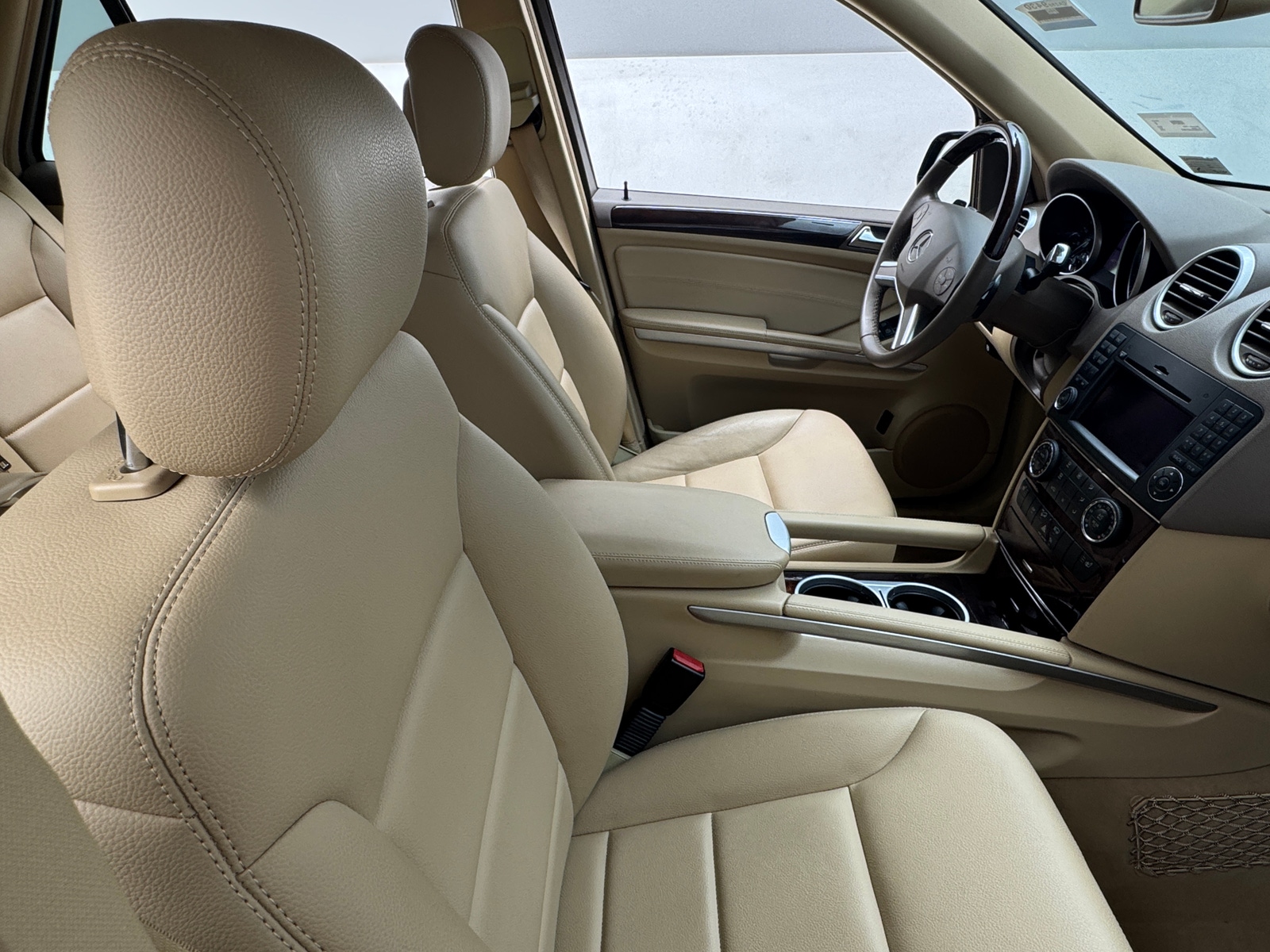 Thumbnail: 2010 Mercedes-Benz M-Class - 2