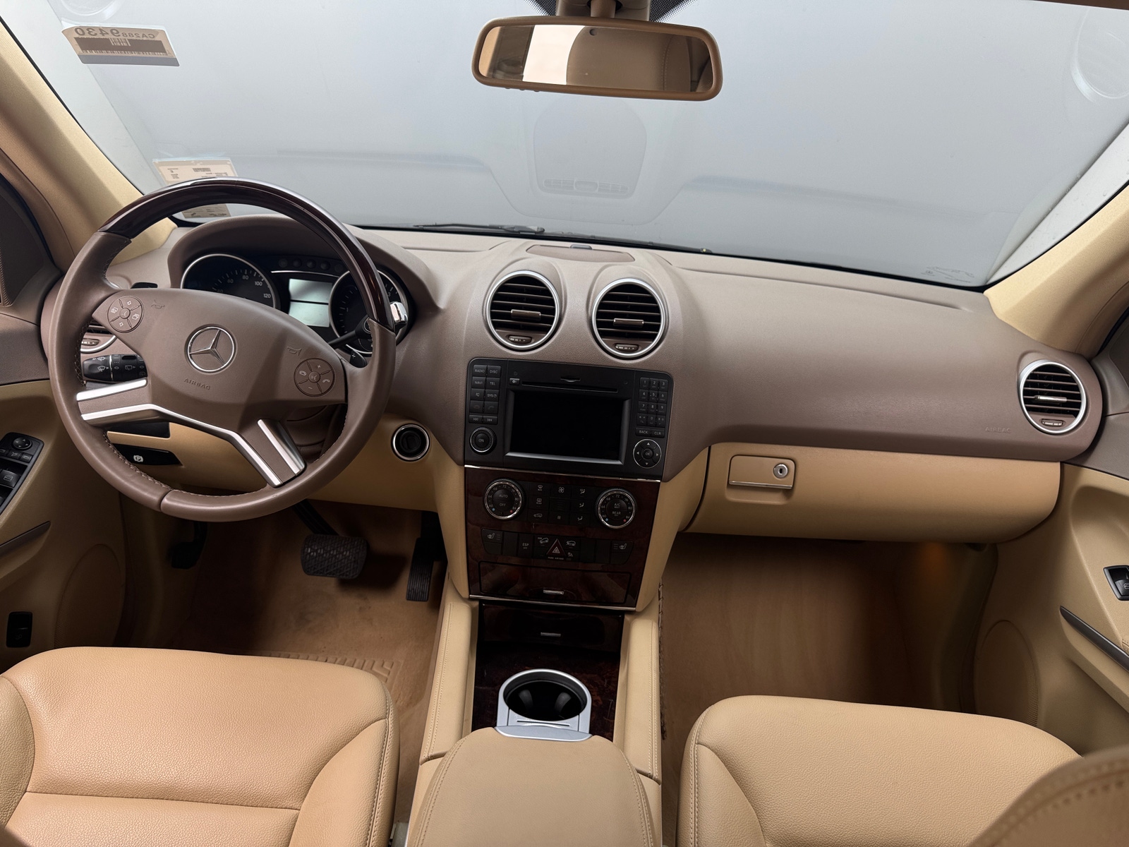 Thumbnail: 2010 Mercedes-Benz M-Class - 3
