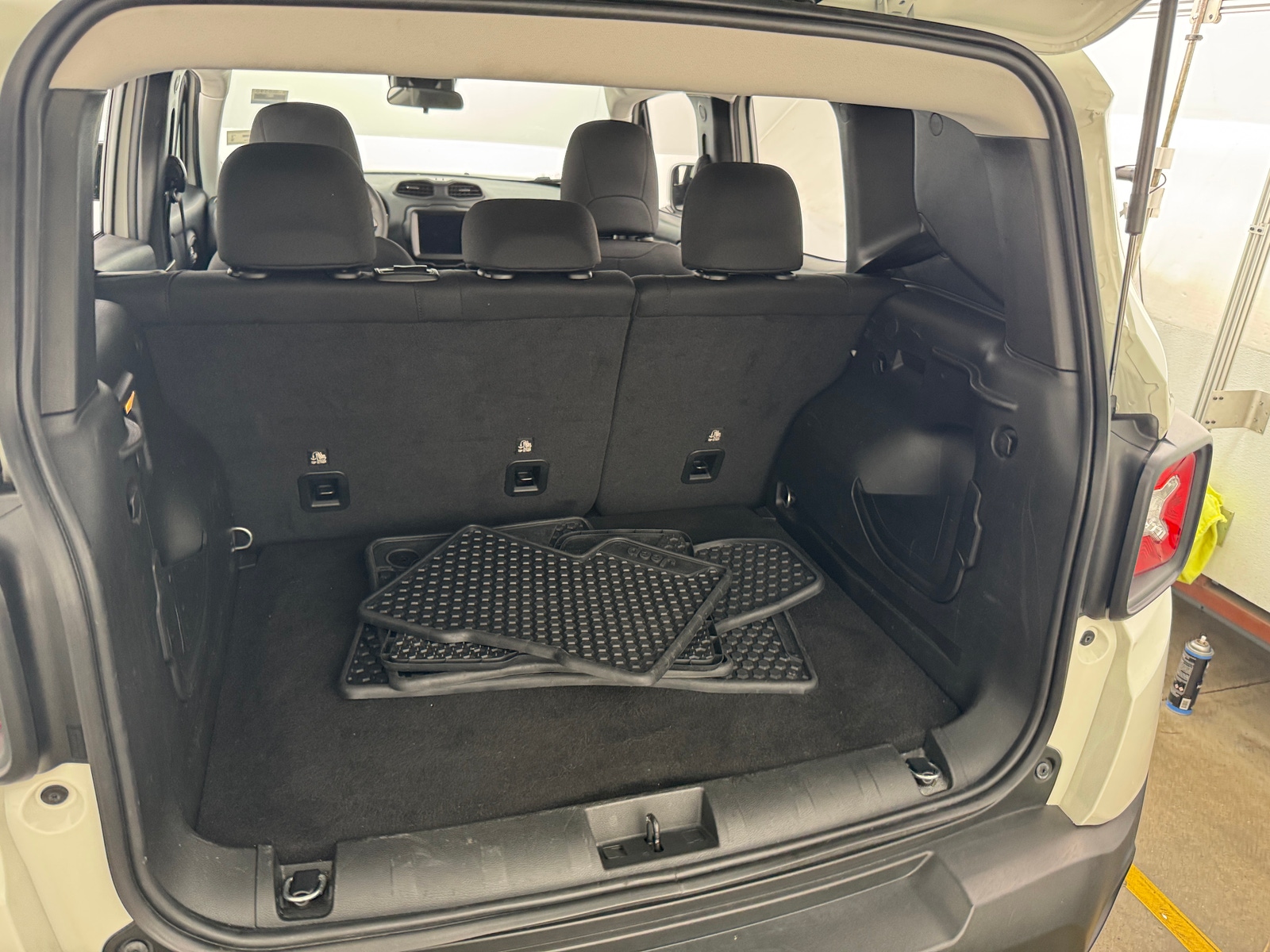Thumbnail: 2023 Jeep Renegade - 7