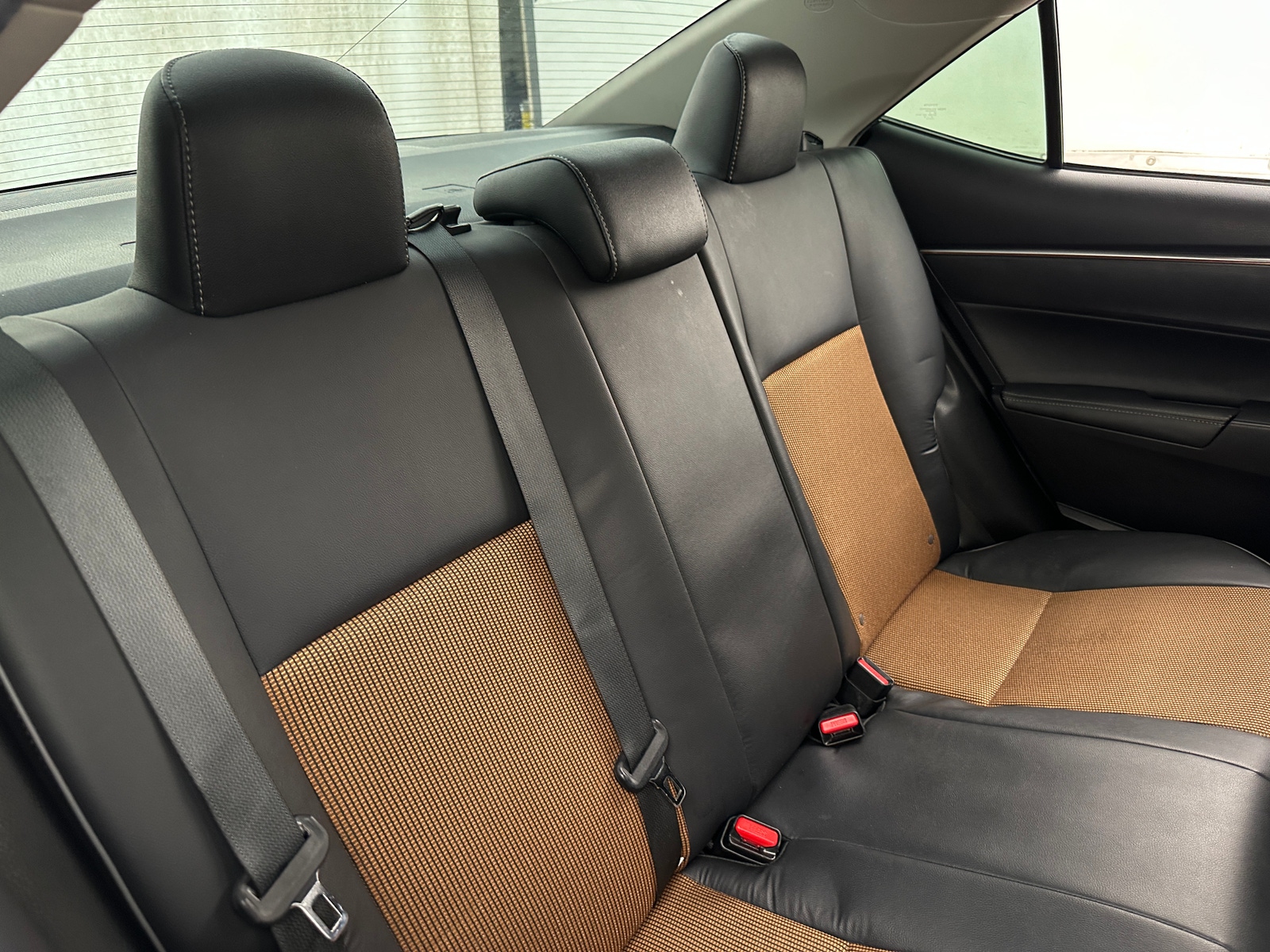 Thumbnail: 2014 Toyota Corolla - 6