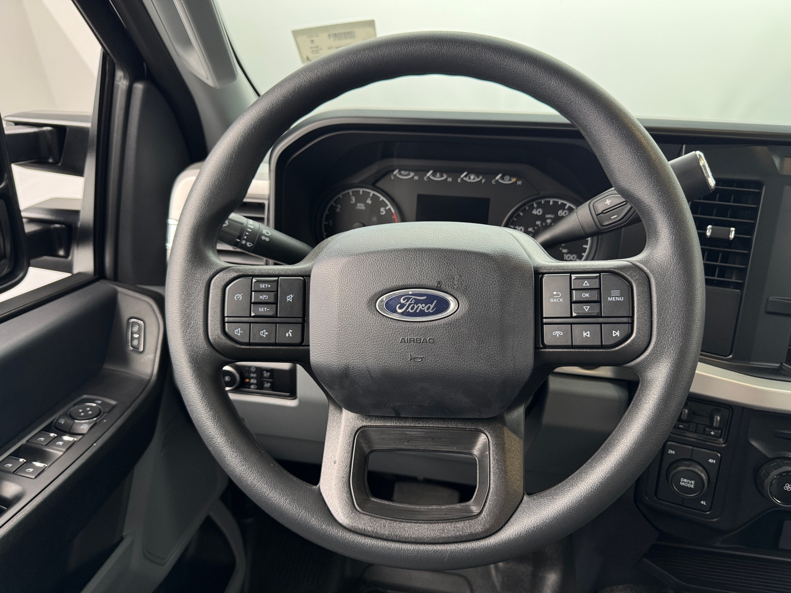 Thumbnail: 2024 Ford Econoline - 4