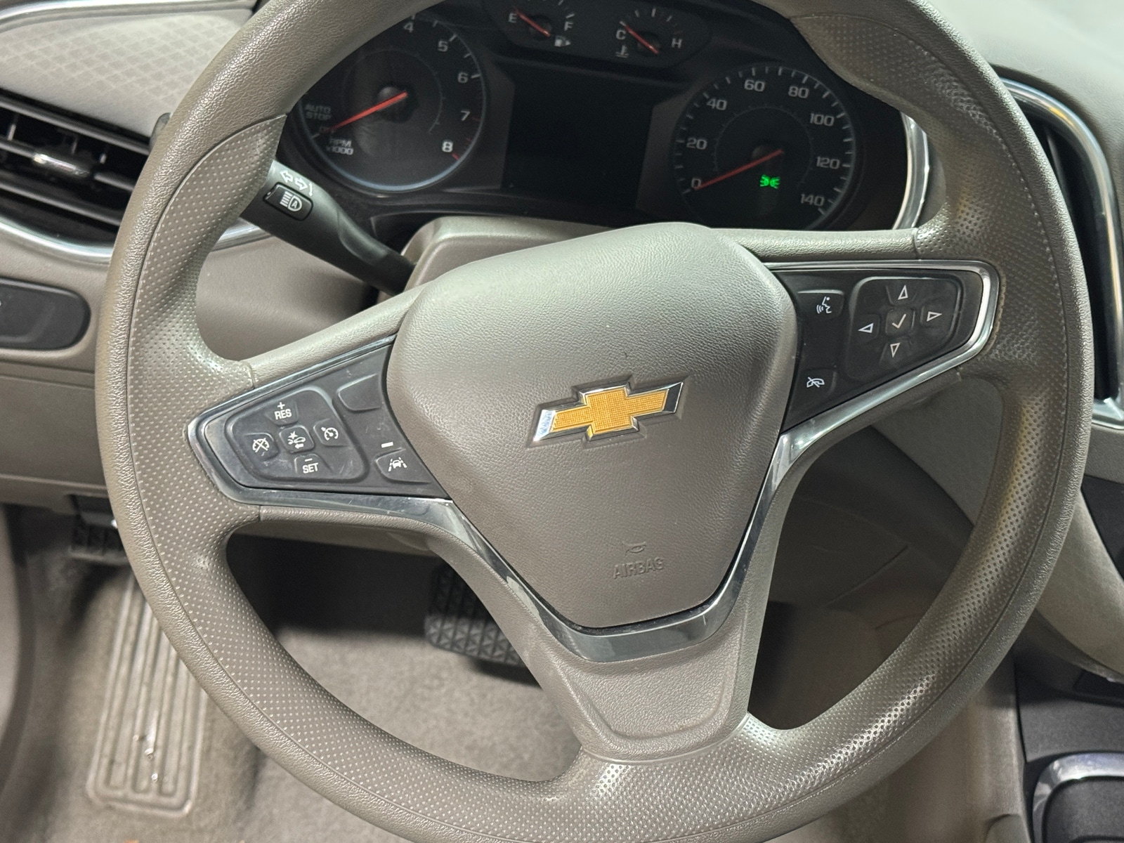 Thumbnail: 2021 Chevrolet Malibu - 5