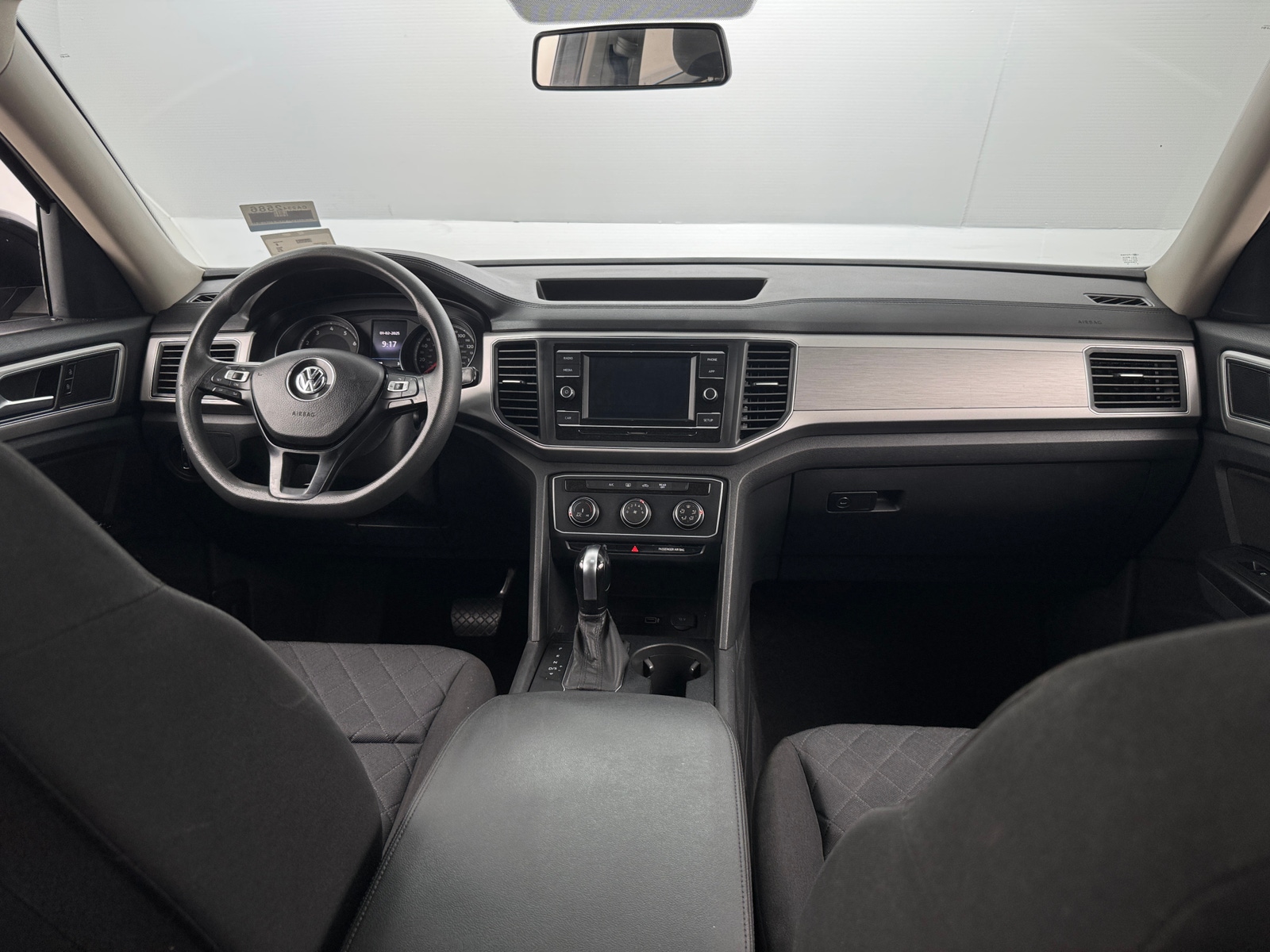 Thumbnail: 2018 Volkswagen Atlas - 3