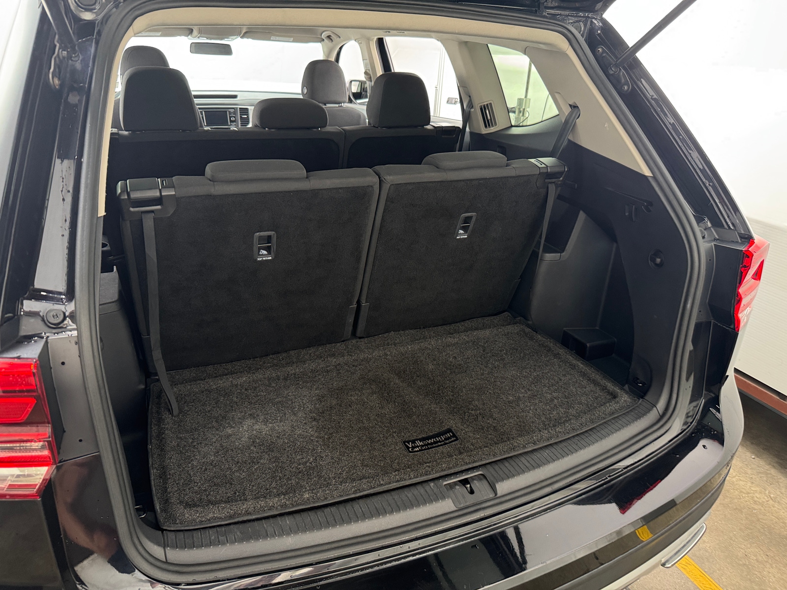 Thumbnail: 2018 Volkswagen Atlas - 7