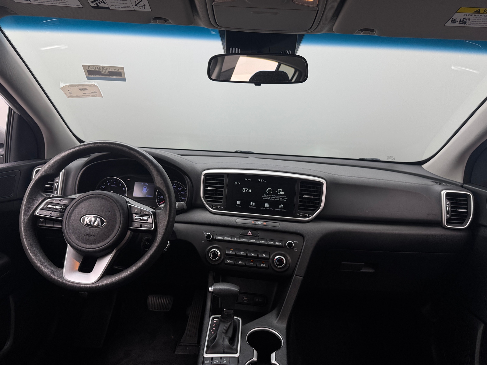 Thumbnail: 2022 Kia Sportage - 3