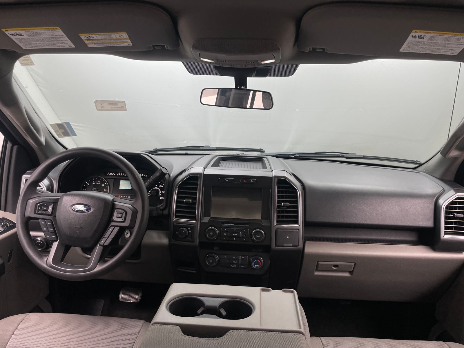 Thumbnail: 2020 Ford Econoline - 3