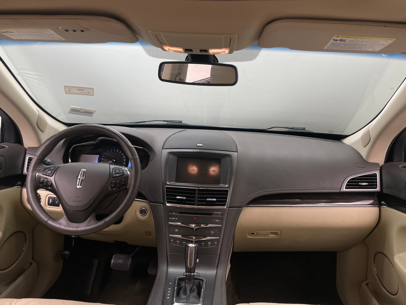 Thumbnail: 2019 Lincoln MKT - 2