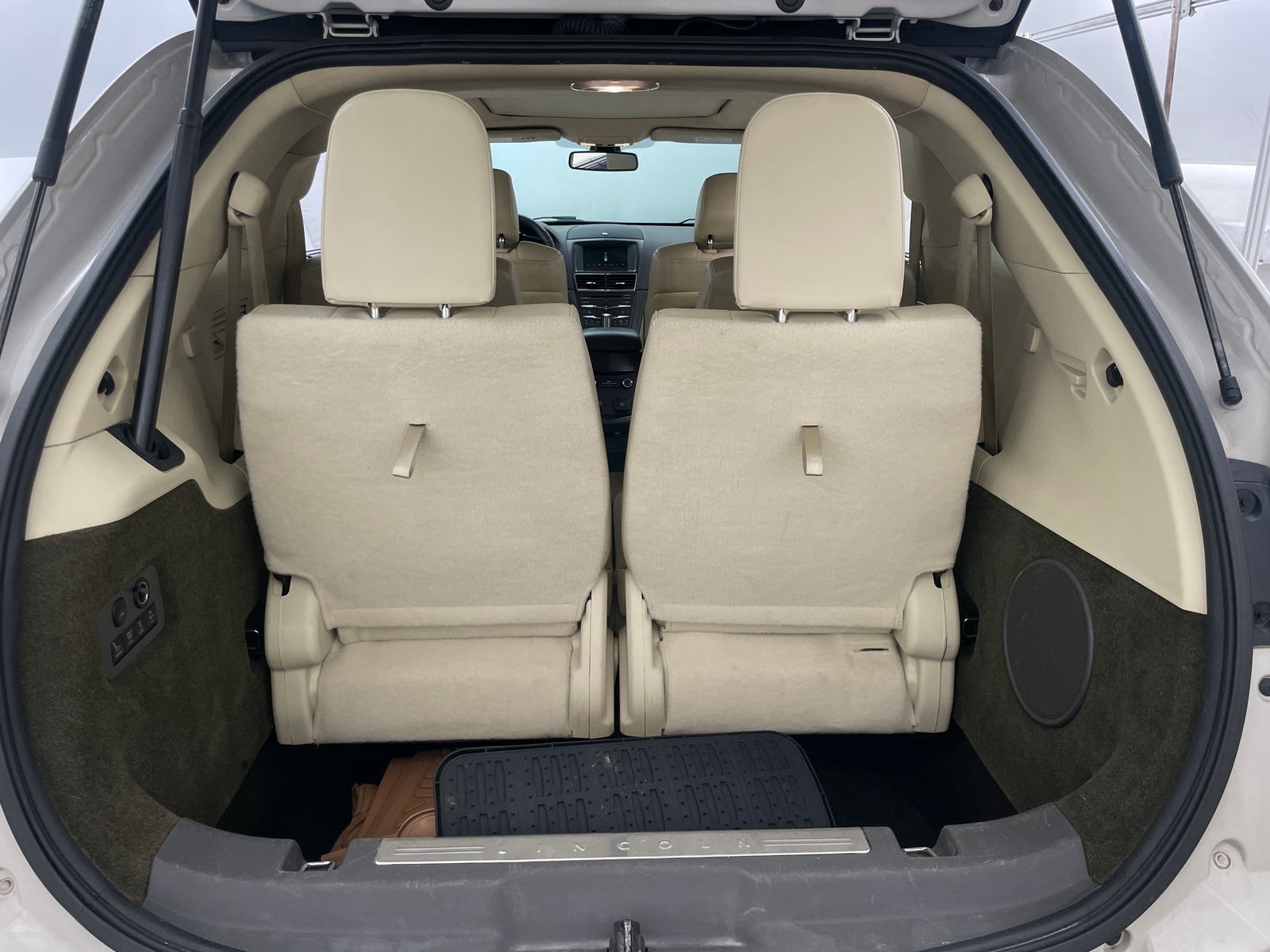 Thumbnail: 2019 Lincoln MKT - 6
