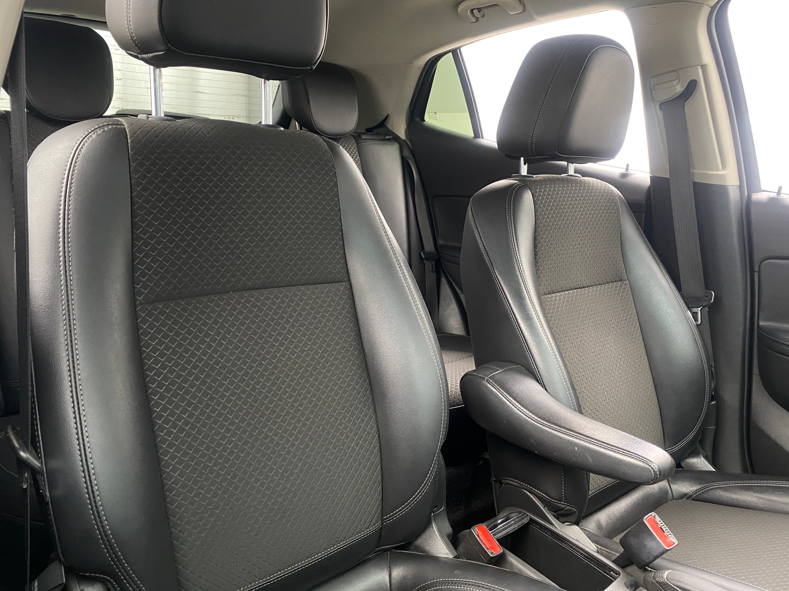 Thumbnail: 2019 Buick Encore - 2