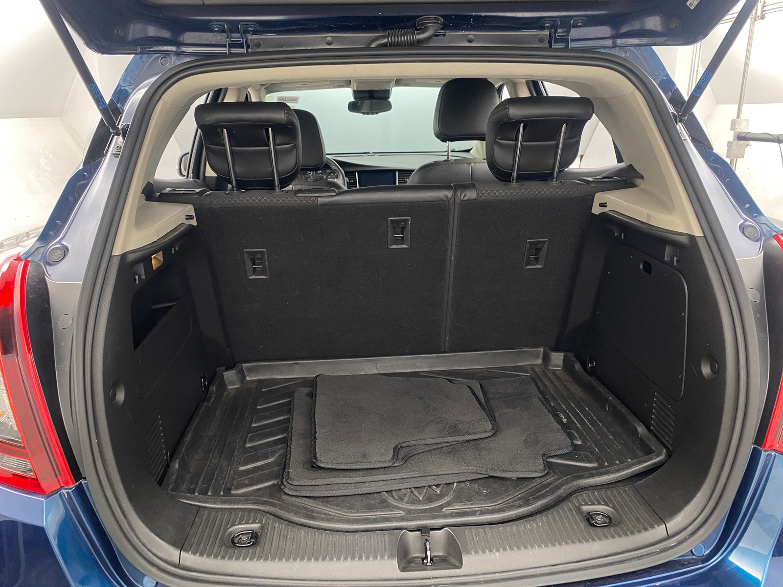 Thumbnail: 2019 Buick Encore - 7