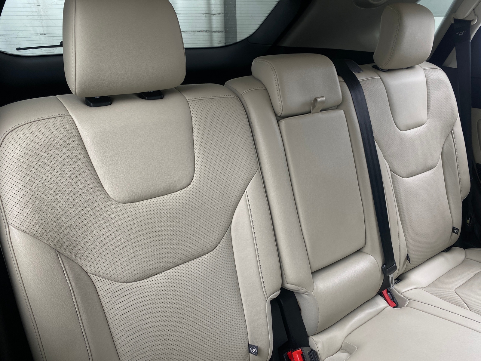Thumbnail: 2018 Ford Edge - 5