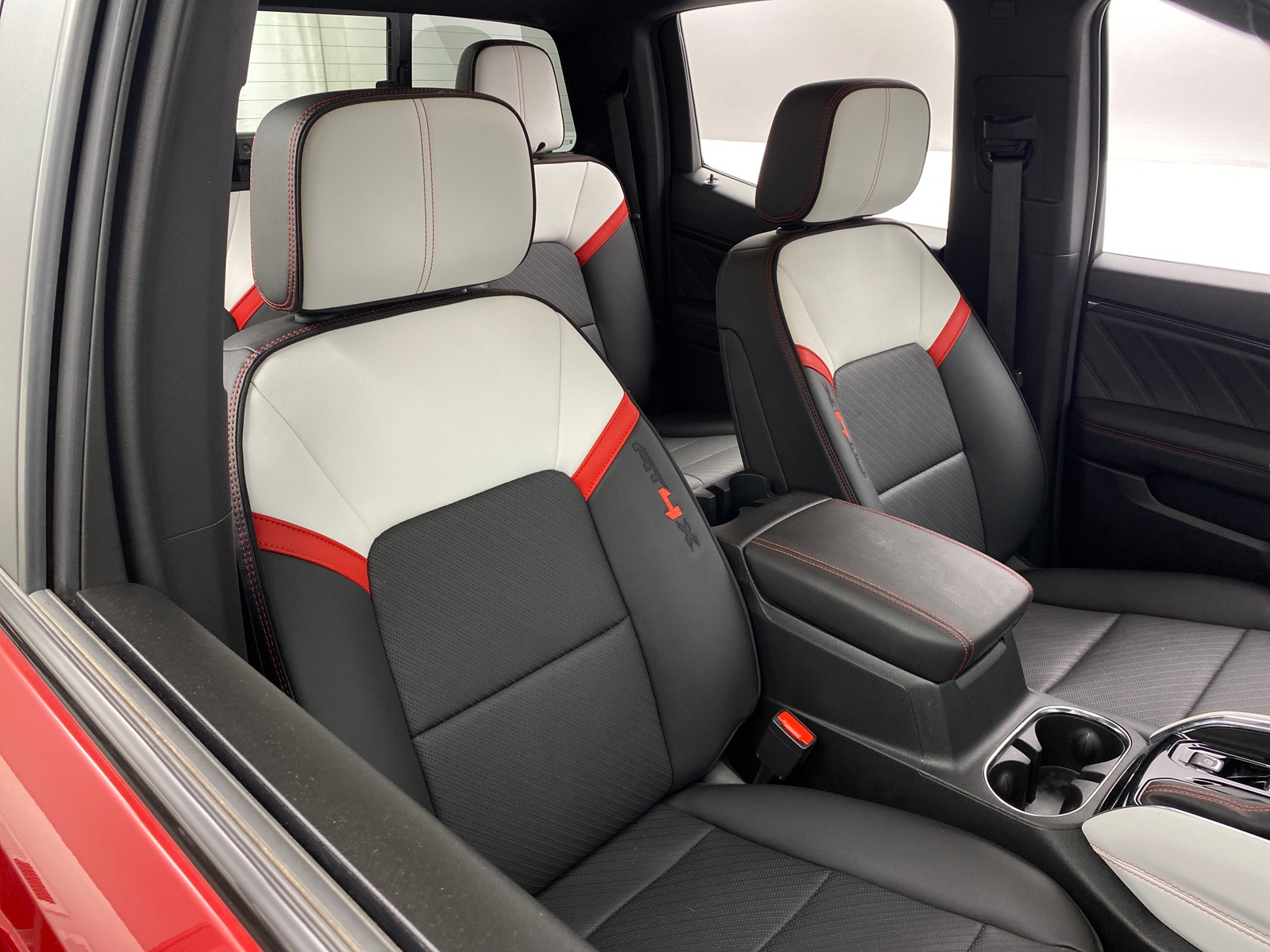 Thumbnail: 2023 GMC Canyon - 2