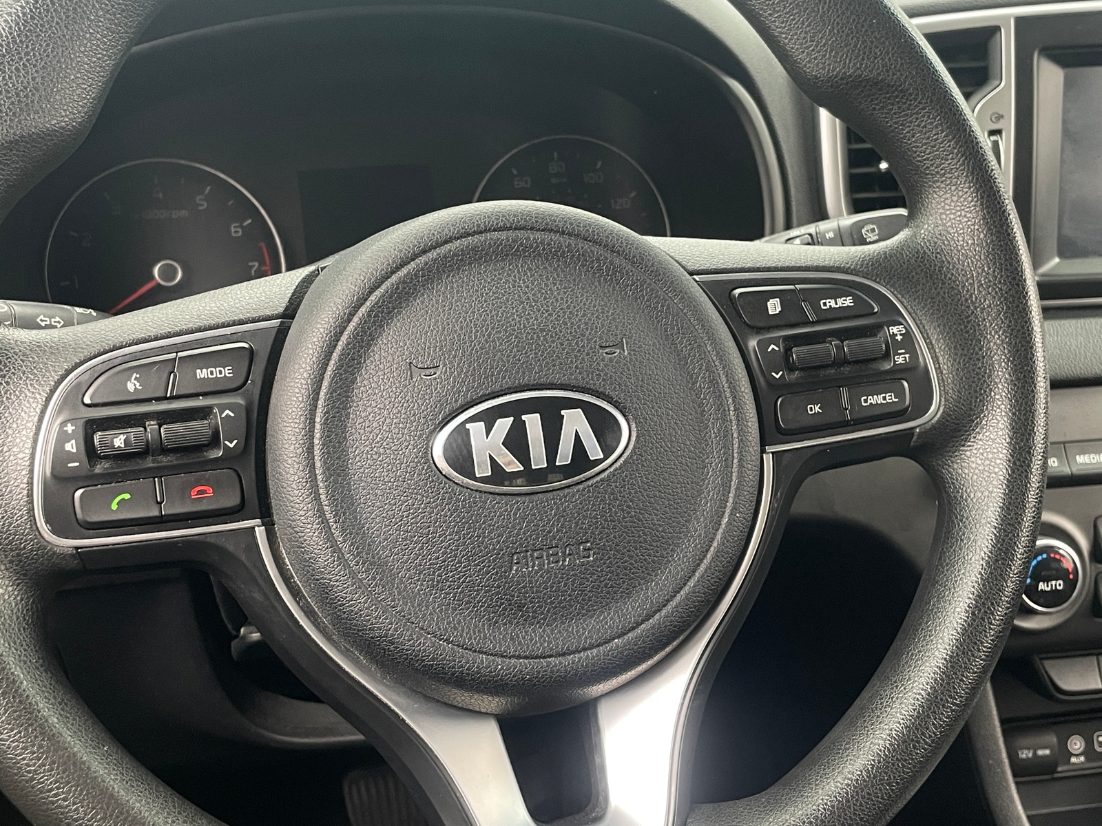 Thumbnail: 2019 Kia Sportage - 5