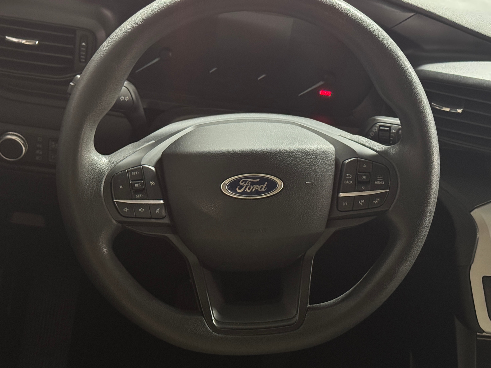 Thumbnail: 2021 Ford Explorer - 5