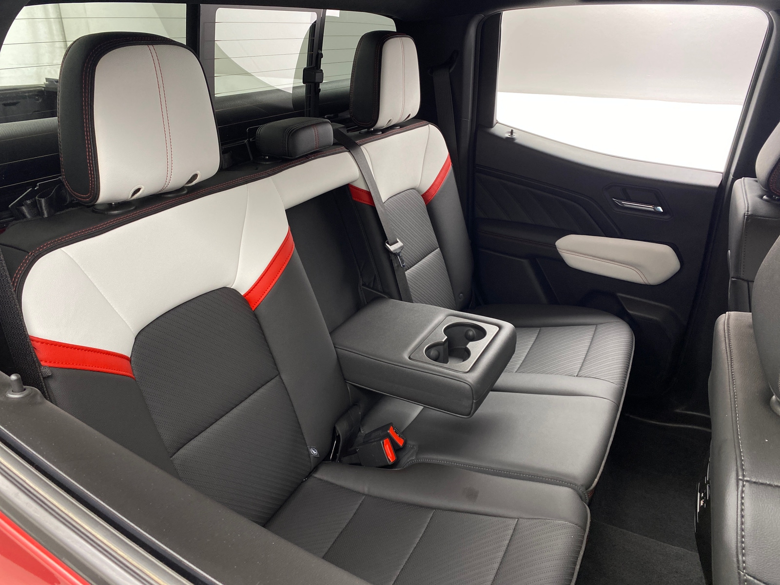 Thumbnail: 2023 GMC Canyon - 6