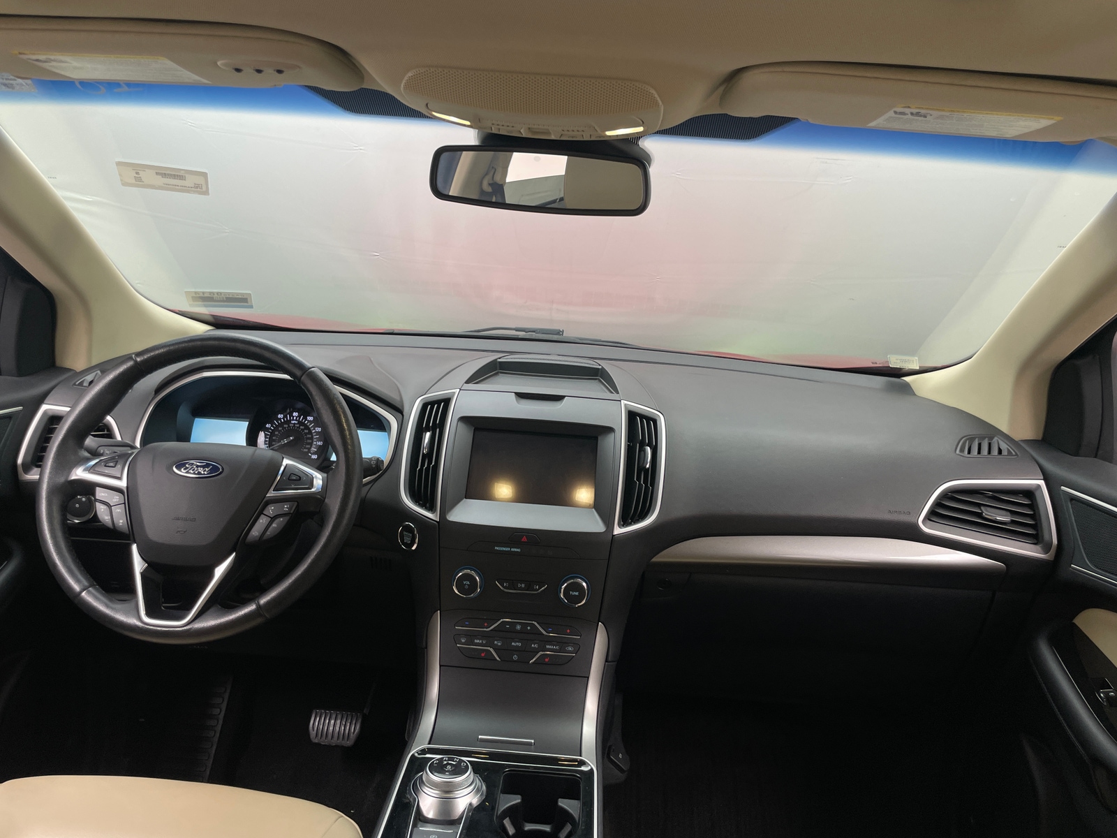 Thumbnail: 2020 Ford Edge - 2