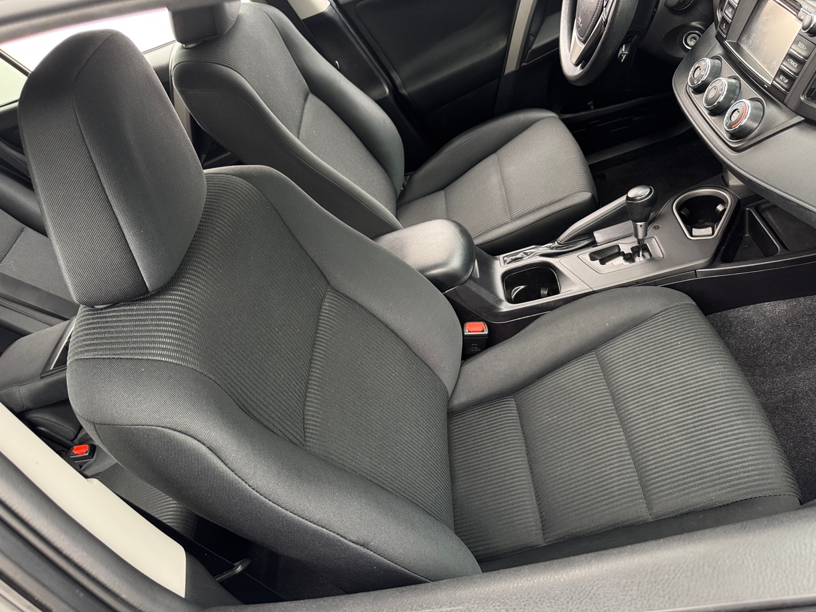 Thumbnail: 2017 Toyota RAV4 - 2