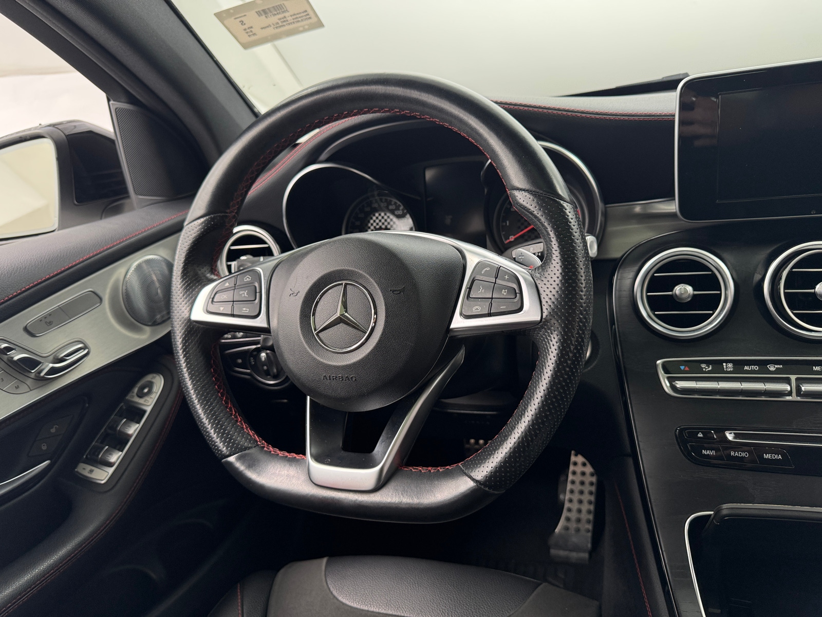 Thumbnail: 2019 Mercedes-Benz GLC - 4