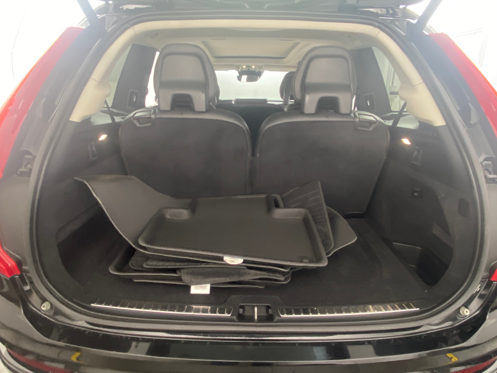 Thumbnail: 2016 Volvo XC90 - 6