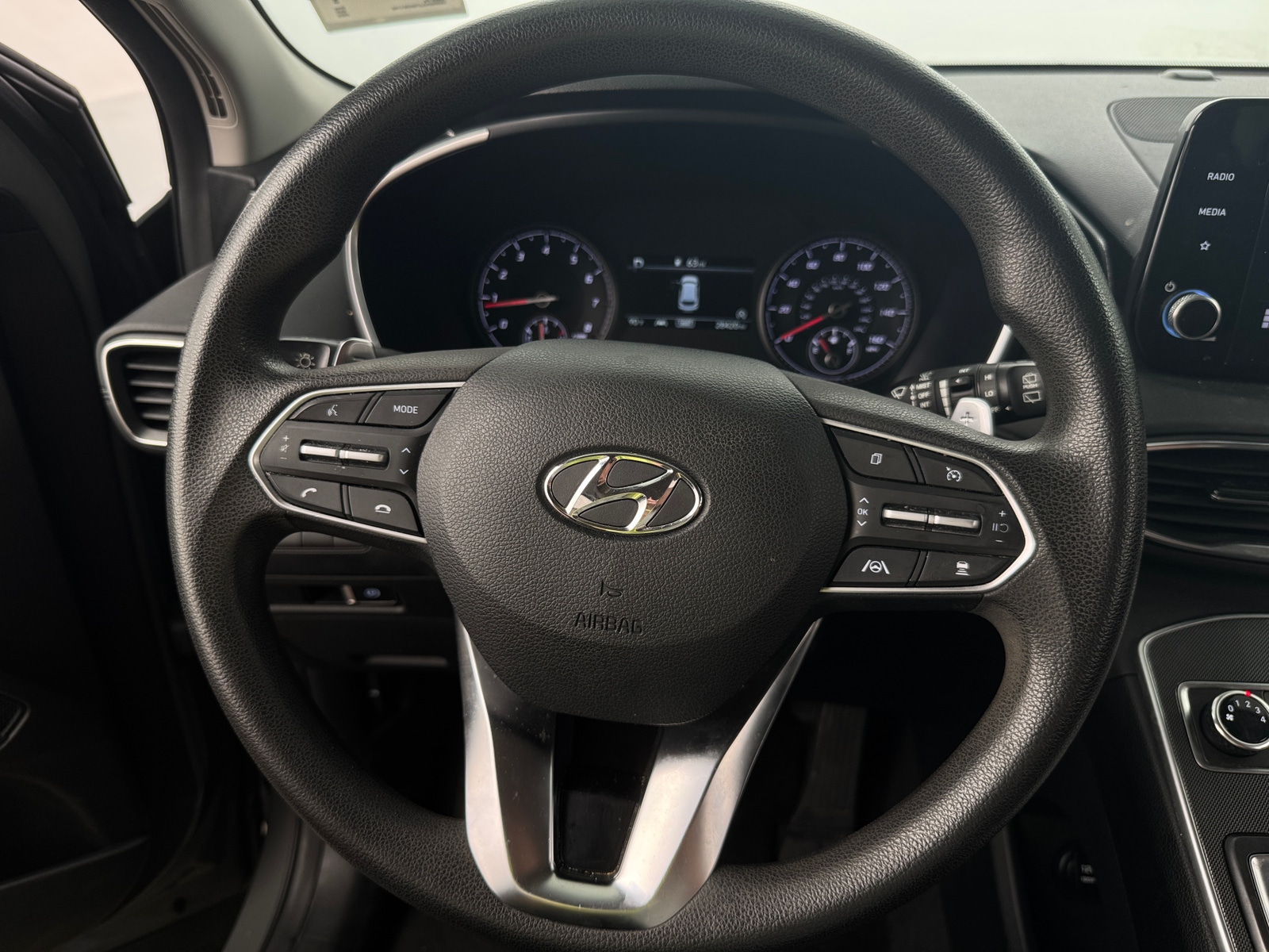 Thumbnail: 2022 Hyundai Santa Fe - 5