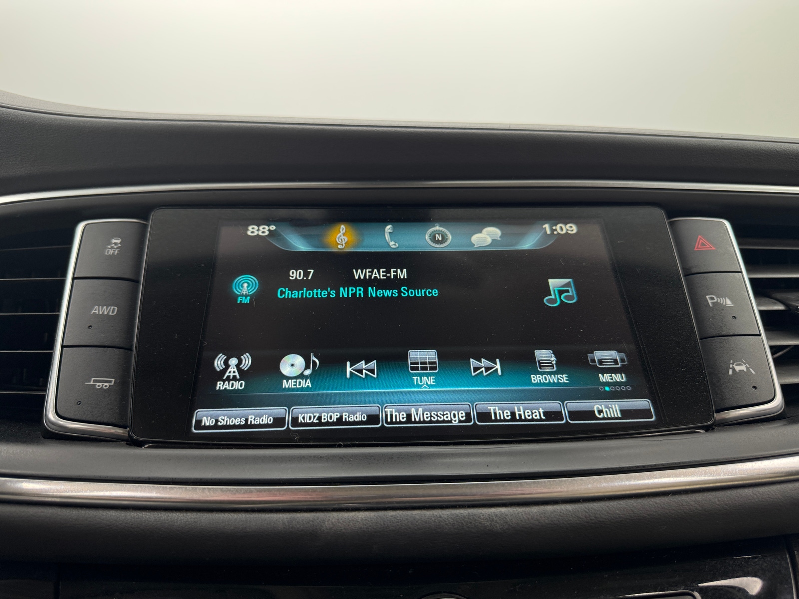 Thumbnail: 2018 Buick Enclave - 3