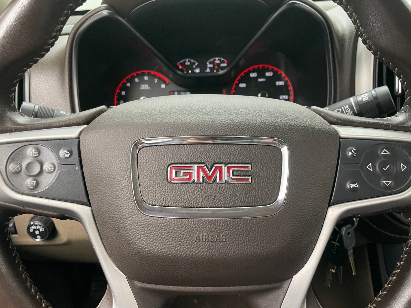 Thumbnail: 2015 GMC Canyon - 4