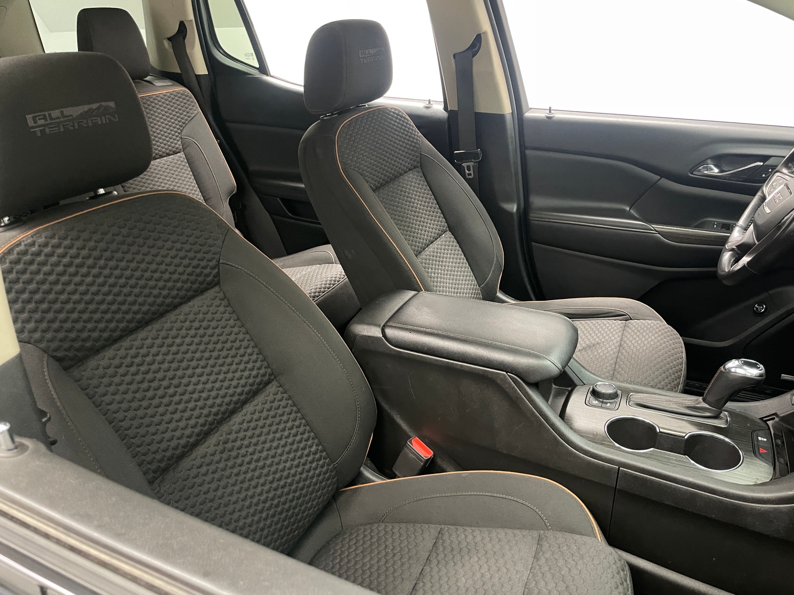 Thumbnail: 2018 GMC Acadia - 2