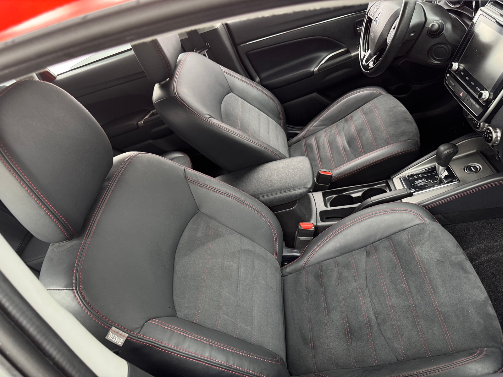 Thumbnail: 2022 Mitsubishi Outlander Sport - 2