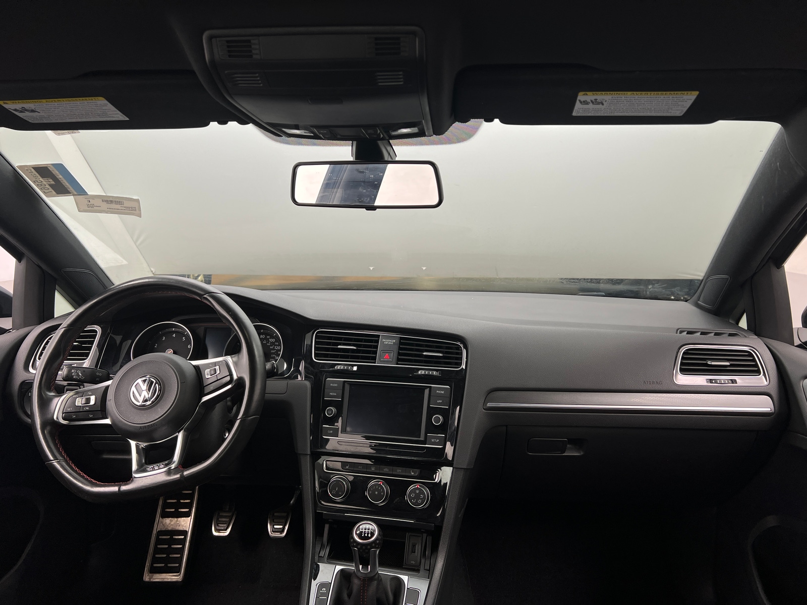 Thumbnail: 2018 Volkswagen Golf - 3