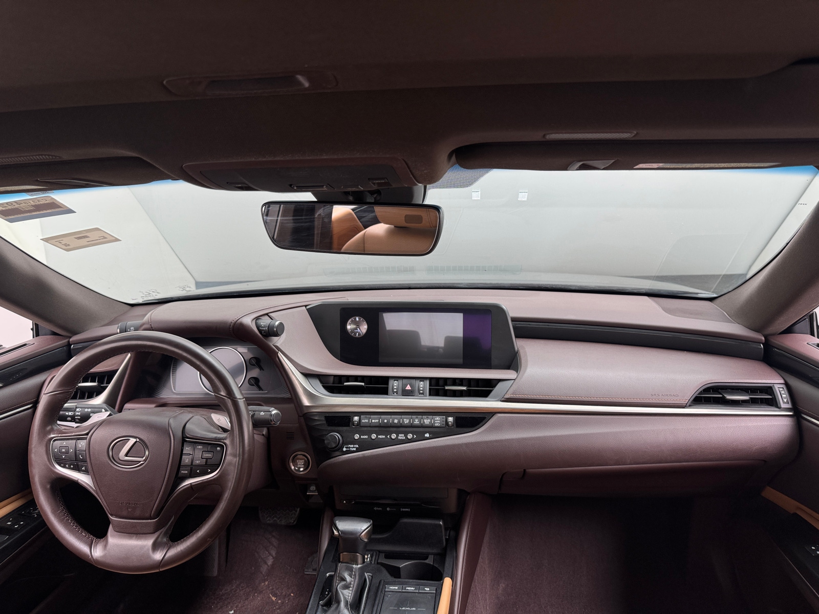 Thumbnail: 2019 Lexus ES - 3