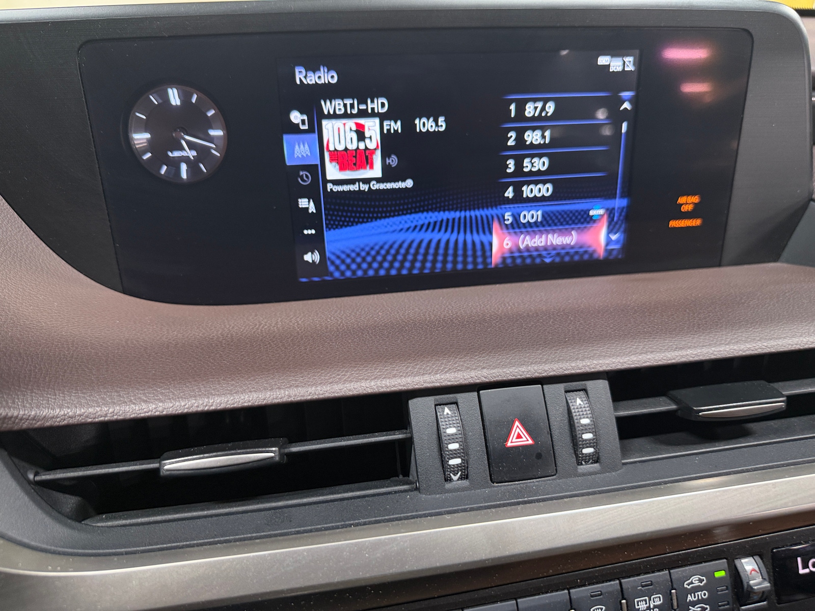 Thumbnail: 2019 Lexus ES - 4
