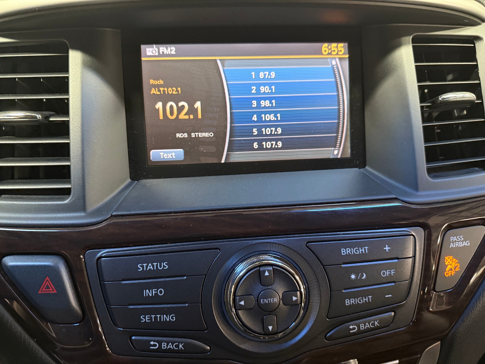 Thumbnail: 2013 Nissan Pathfinder - 3